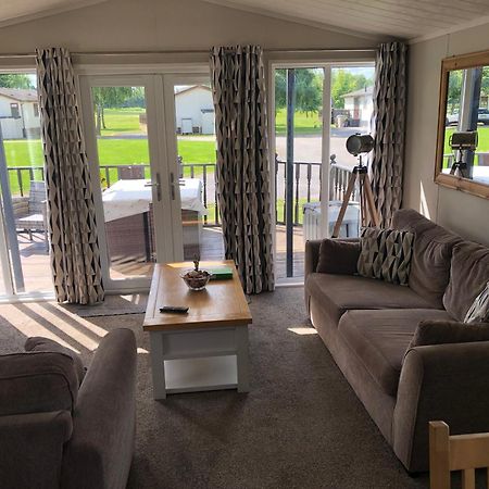 Bumblebee Lodge Tydd St. Giles ภายนอก รูปภาพ